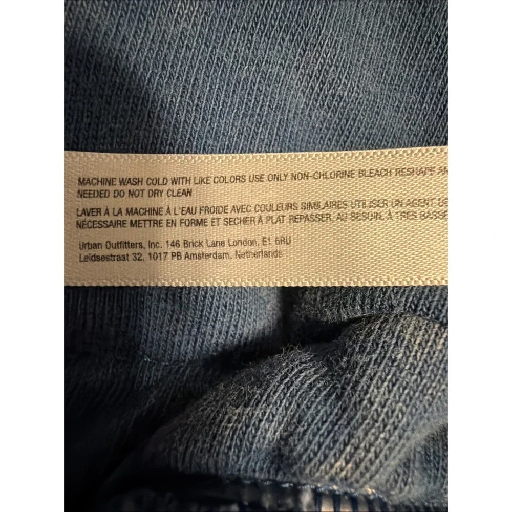 Urban Outfitters Out From Under Women's Cropped Quilted Jacket Small Grunge - Picture 10 of 10